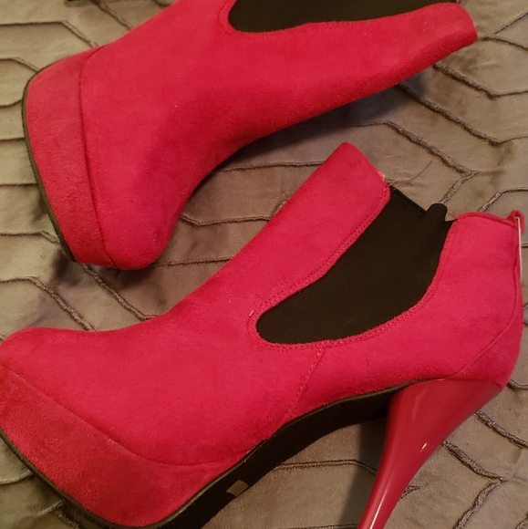 Heels - Picture 5 of 5